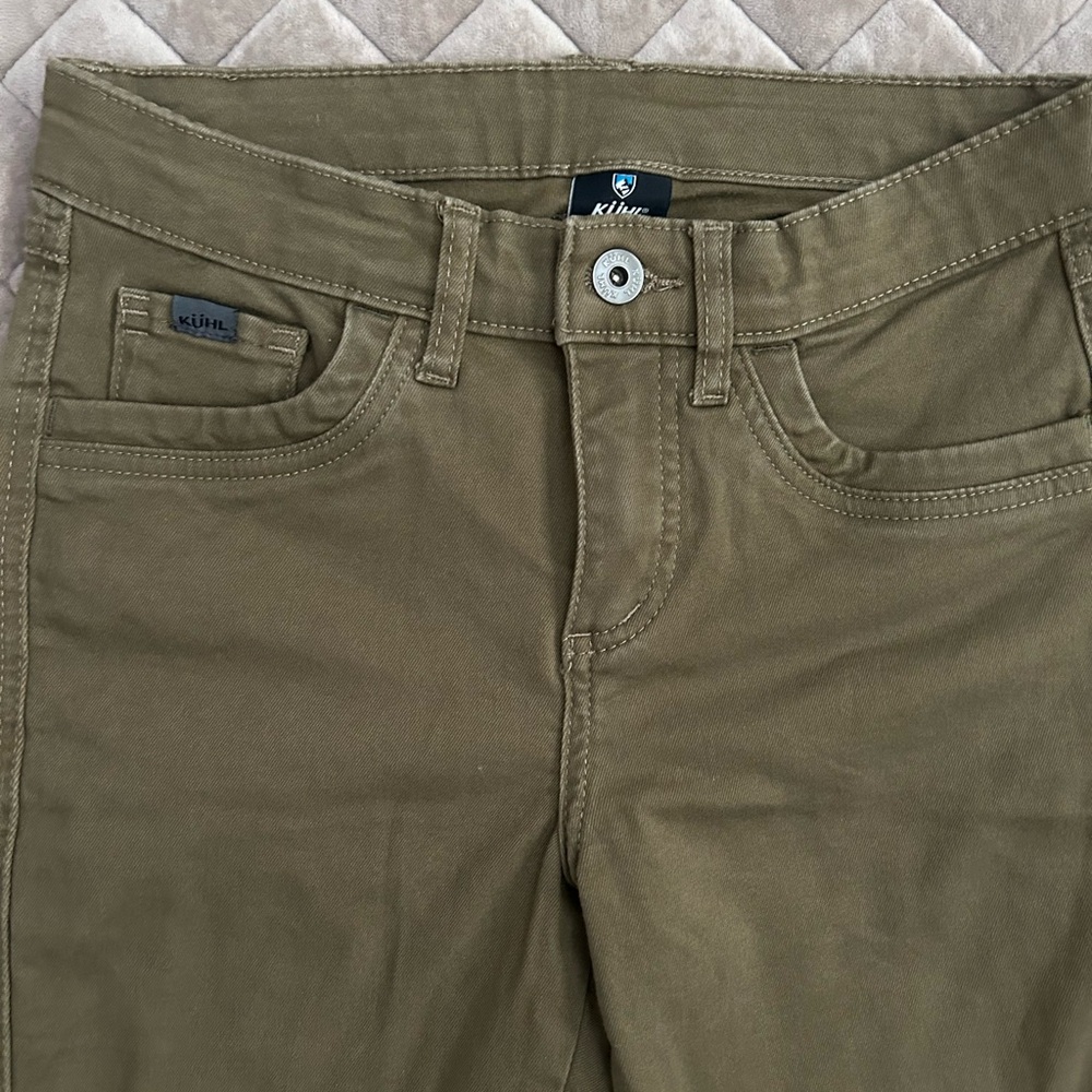 Kuhl Olive Cropped Pants